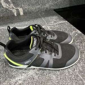 Men’s Xero Prio size 9